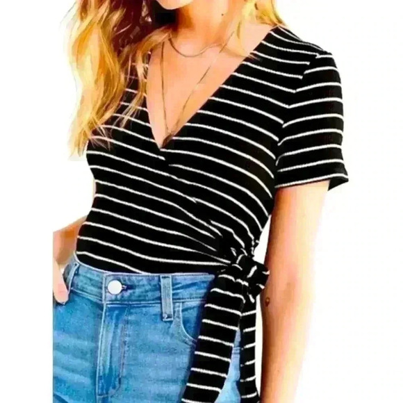Project Social T Urban Outfitters Black White Striped Cap Sleeve Wrap Top Size S - Picture 1 of 11